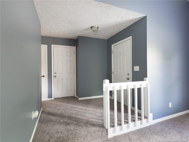 Photo - 1683 Rim Rd