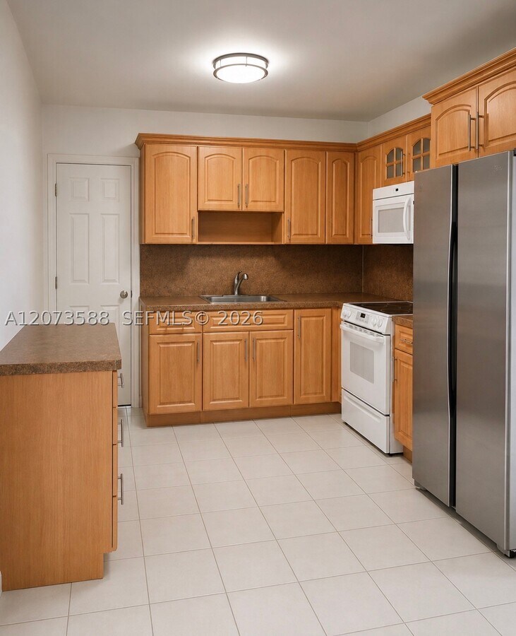 Photo - 19211 NW 52nd Ct