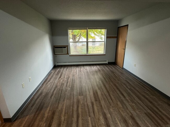 Photo - Countryside Apartments
