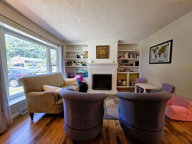 Photo - Traditional brick ranch in highly desirable West End of Henrico County