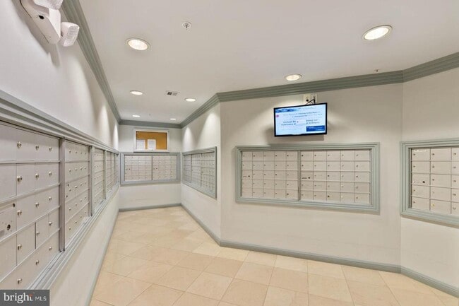 Building Photo - 12001 Market St Unit 257 Rental