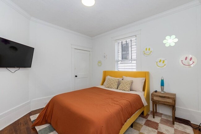 Photo - Three Bedroom Home!