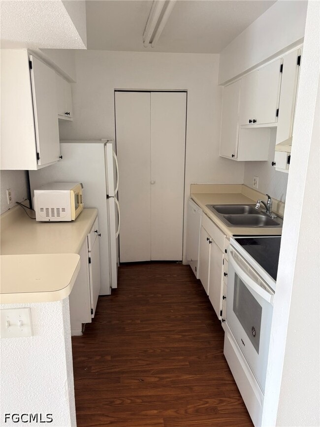 Photo - 2855 Winkler Ave Unit 120