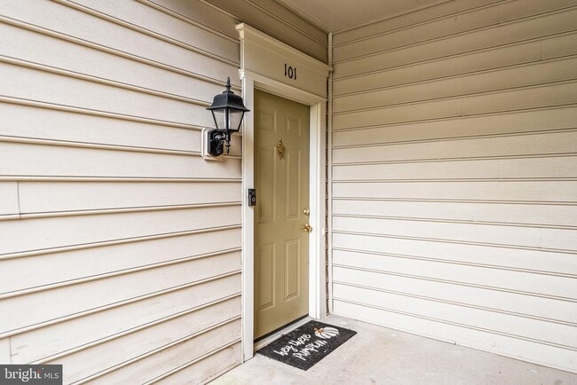 Photo - 8202 Catbird Cir Unit 101