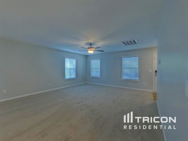 Photo - 241 Roosevelt Thompson Rd