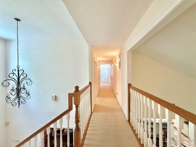 Photo - 16201 Surrey Ln