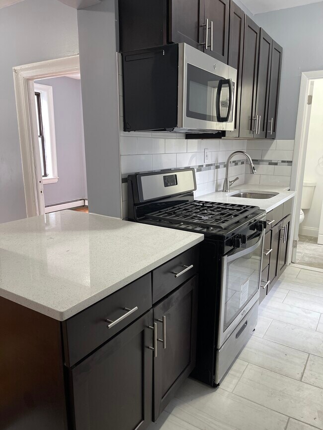 Photo - 149 Zabriskie St Unidad 2