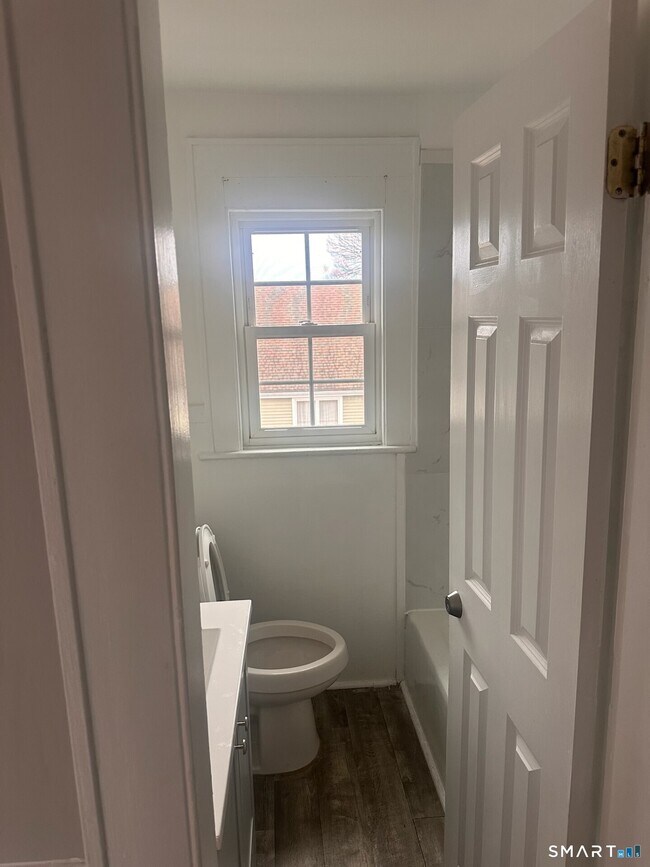 Photo - 199 Bradley St Unit 3