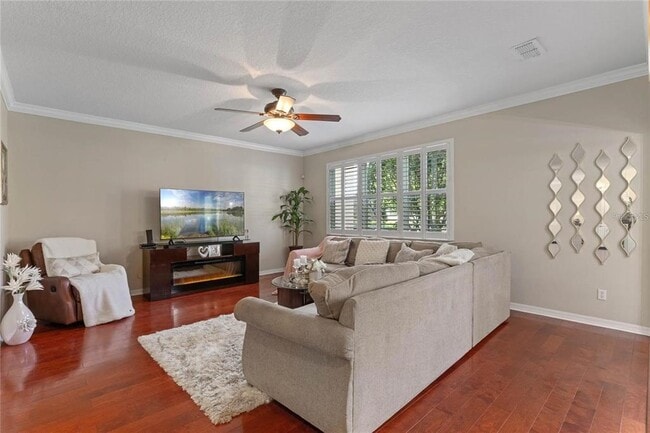 Photo - 708 Legacy Park Dr