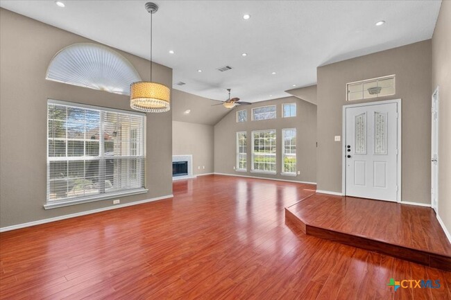 Photo - 8900 Martha's Dr