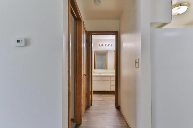 Corridor to the Bedrooms & Bathroom