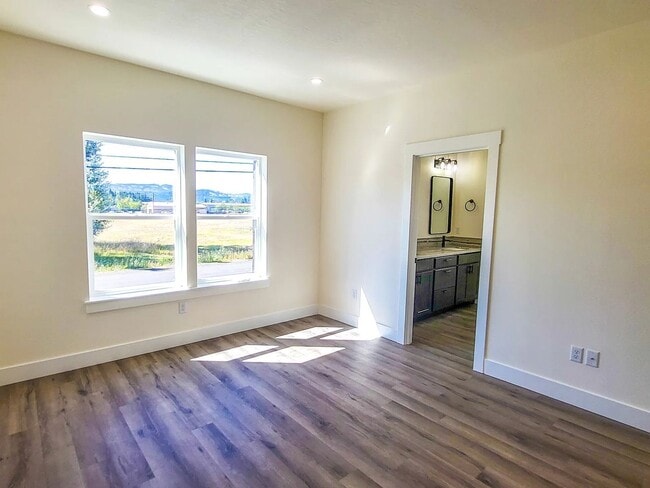 135 Sweet Ln