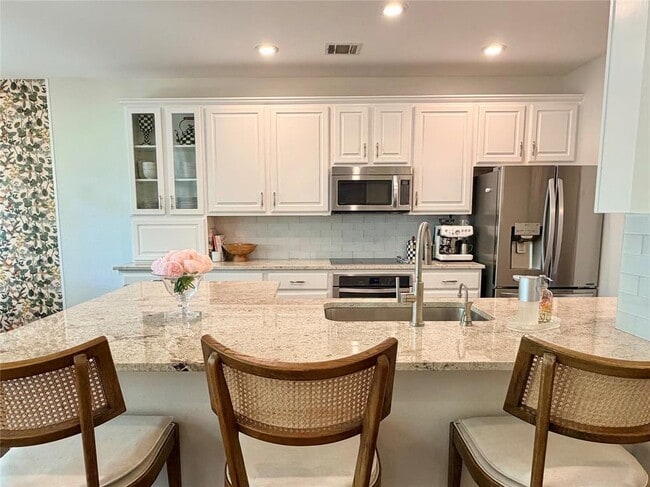 Photo - 11508 Emerald Falls Dr