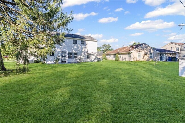 Photo - 114 Millbrook Dr