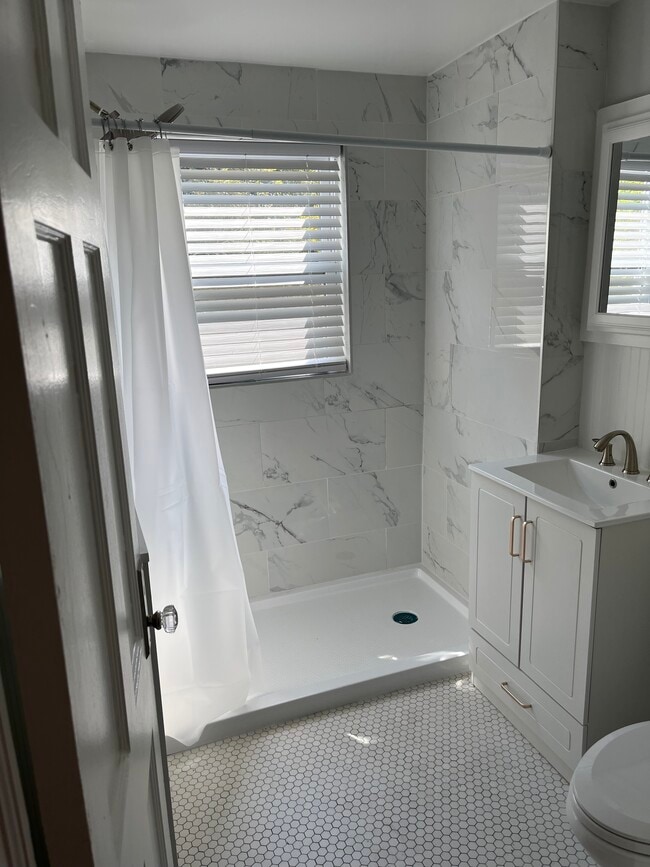 Photo - 7901 Greenwood Ave Unit Efficiency apartment