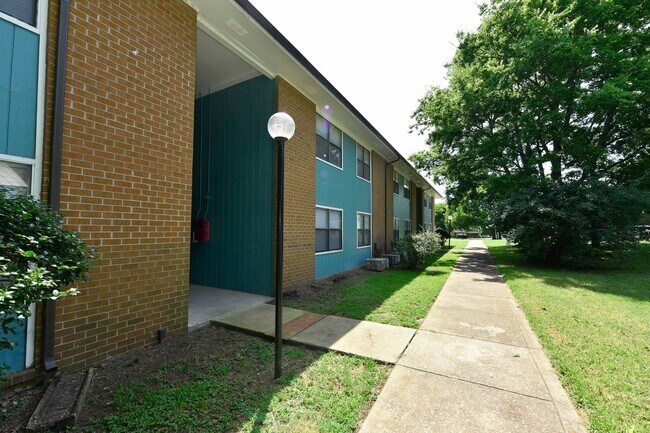 100 Bldg