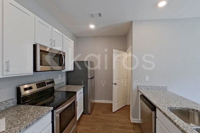 Photo - 117 Dudley Wy