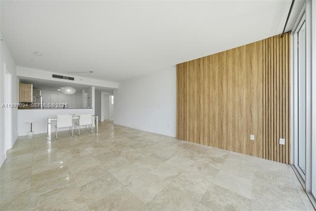 Photo - 6305 Indian Creek Dr Unit 5D