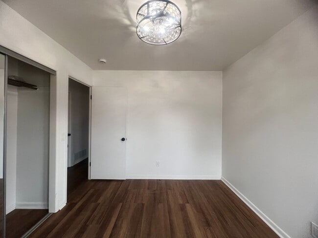 Photo - 3 Bedroom Home for Rent in Clinton, IA