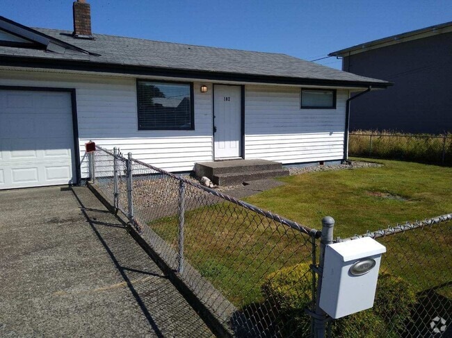 Building Photo - 102 S Jeffries St Rental