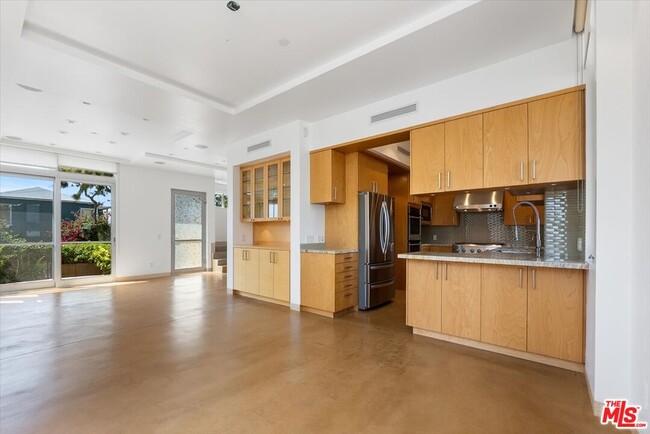 Photo - 2301 10th St Unit 3