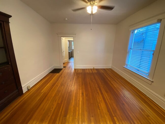 Photo - W Blake Ave 49-51 WR Unit 51
