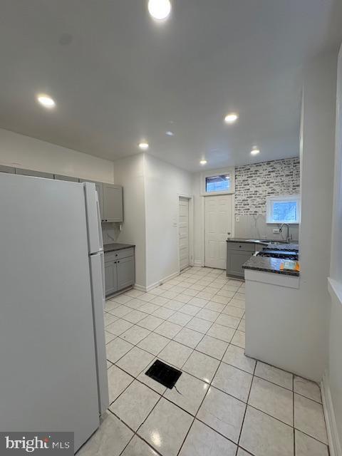 Photo - 19 N 61st St