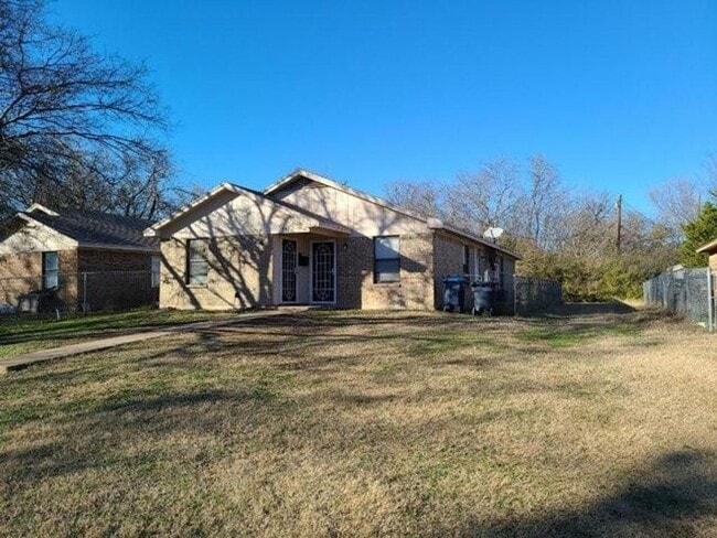 Photo - 5021-5023 Vinson St Unit 5023