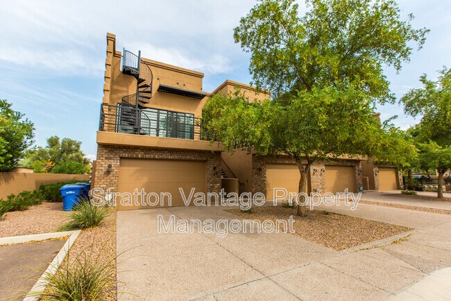 Photo - 920 E Mitchell Dr Unit #104