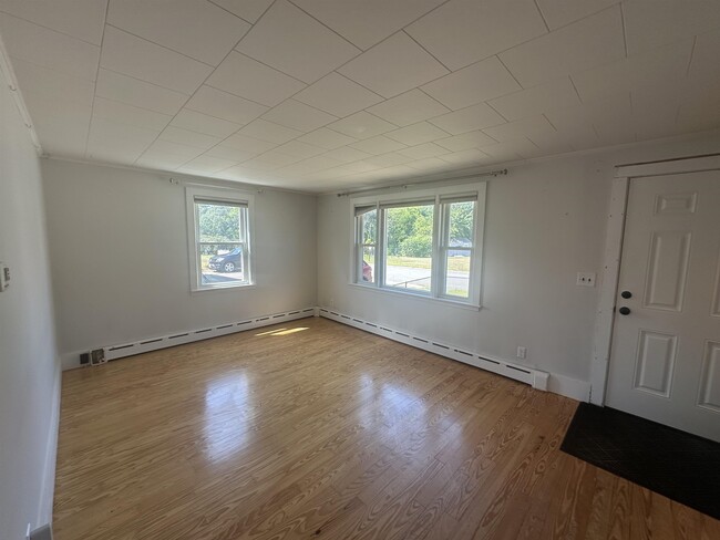Photo - 411 Cutts Ave