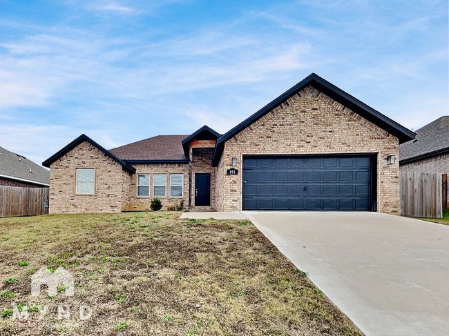 Photo - 801 W Jillian St