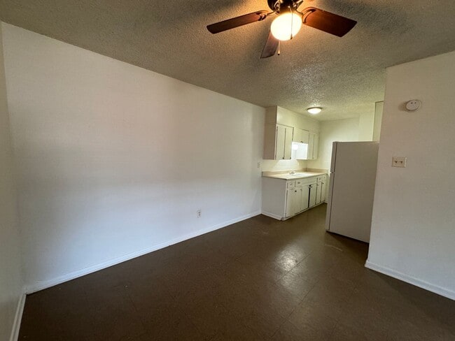 505 Sunset Ln Unit B