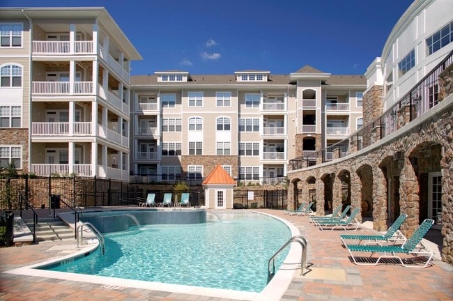 Stone Point Apartments