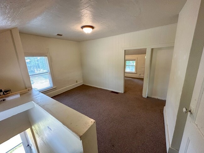 Photo - 3324 Story St