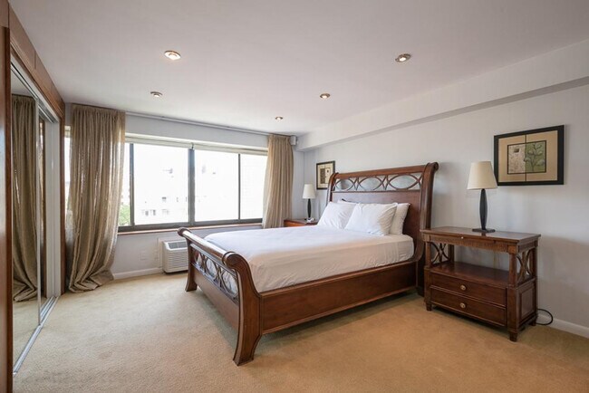 2405 I St NW Unit SI ID1587673P