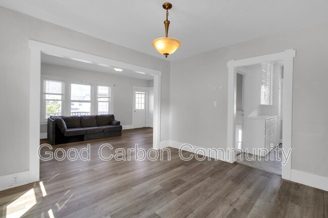 Photo - 2273 Delaware Ave Unit Upper