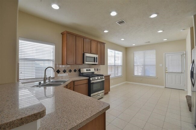 Photo - 17210 Mitchell Pass Ln
