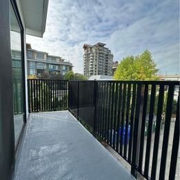 Spacious Beauty In The Heart Of Lynn Valley (North Vancouver)