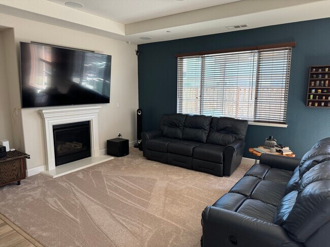 Photo - 501 Aster St