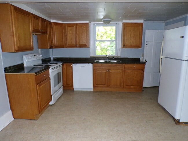 Photo - 74 N Main Ave Unit 1