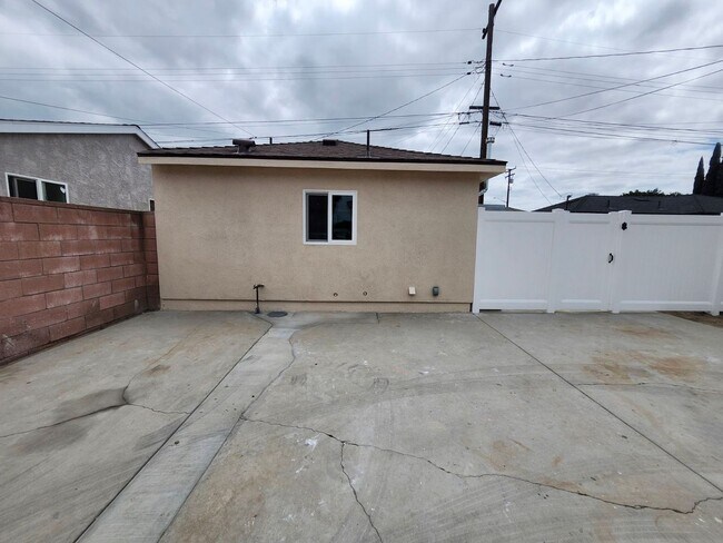Photo - 13420 Harvest Ave Unit 13420 Harvest Ave