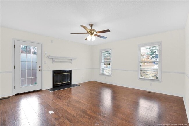 Photo - 7000 Medway Ct