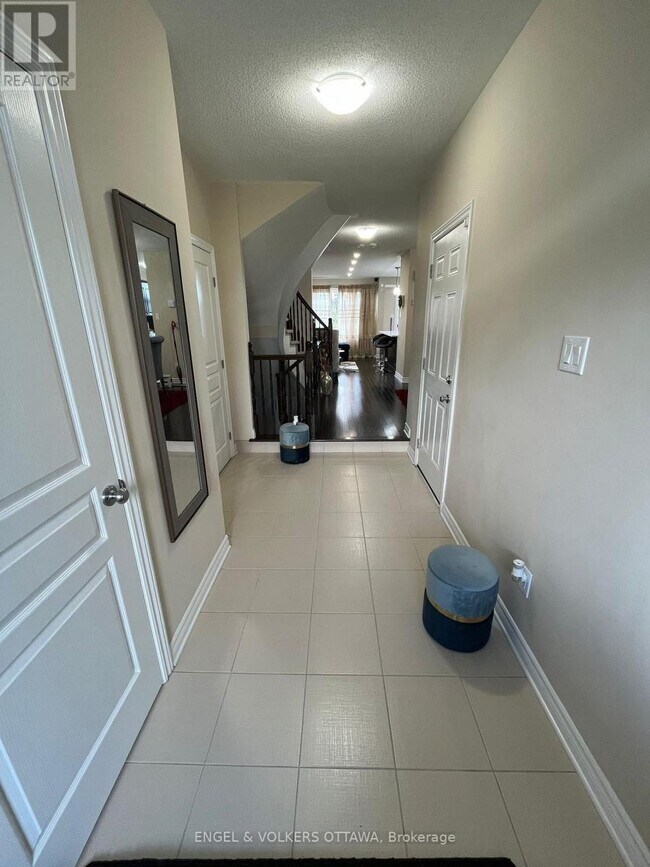 Photo - 440 Barrick Hill Rd