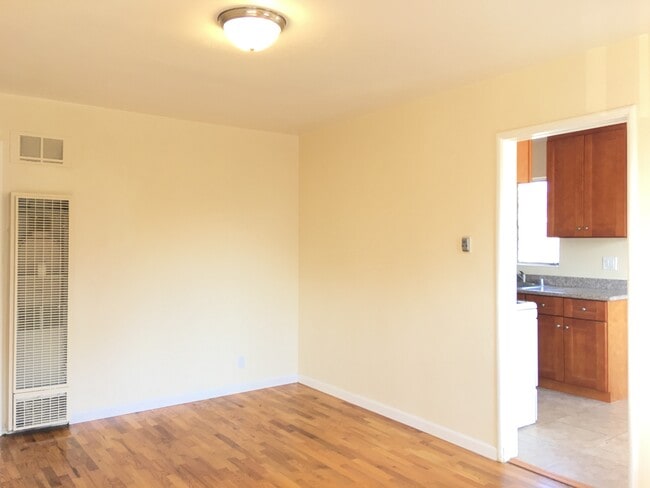 Building Photo - 91 Virginia E St Unit 4