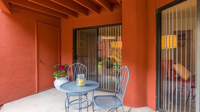 Ridgepointe Apartments