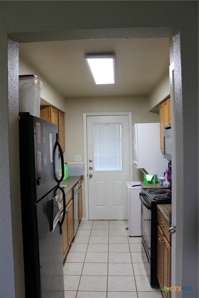 Photo - 229 Craddock Ave