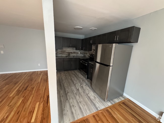 Building Photo - 1102-1106 W St Georges Ave Unit A1 Rental