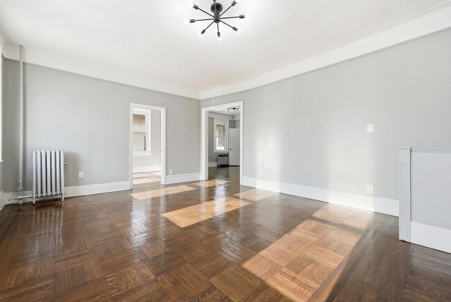 Photo - 40 Bayview Ave Unit 2