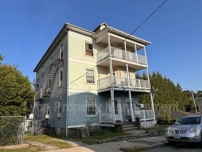 Building Photo - 25 Cote Ave Unit 3R Rental