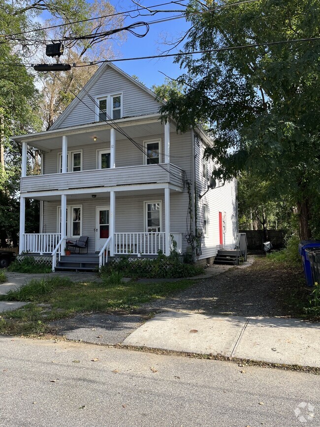 Building Photo - 32 South St Rental